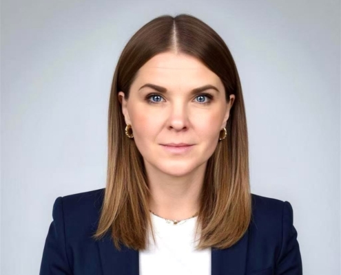 Frau Karolina Lieutenant