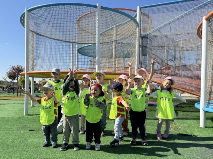 Wir machen einen Ausflug ins Feriendorf (6)