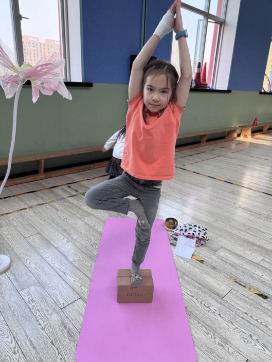 Yoga an der DISC 2025 - 26 (6)